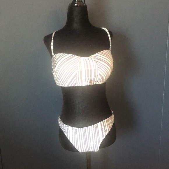 BCBG bikini - Picture 7 of 11